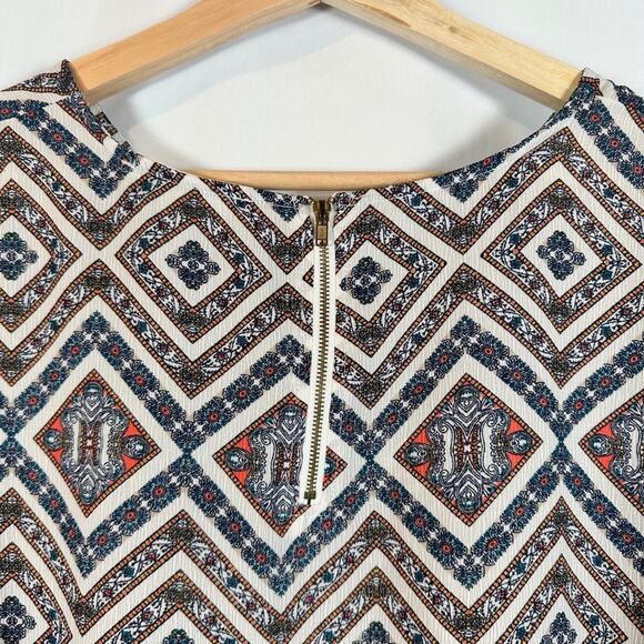 Pink Republic Aztec Short Sleeve Multicolored High Low Womens Blouse  Size L - Picture 7 of 13